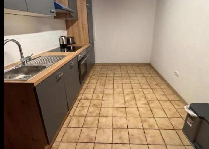 Private In Porz Mit Eigener Kueche Kolín nad Rýnem